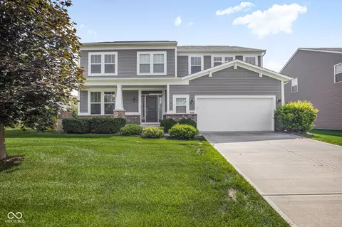 1515 Oakvista Dr, Greenwood, IN 46143