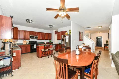 8221 S Evening Dr, Pendleton, IN 46064 photo 13