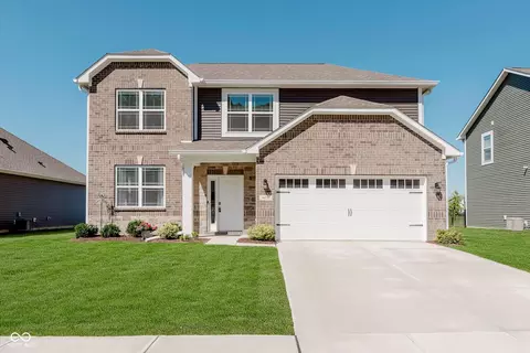 6670 Dunkirk Dr, Mccordsville, IN 46055