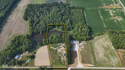 14000 W Blake Rd, Deputy, IN 47230