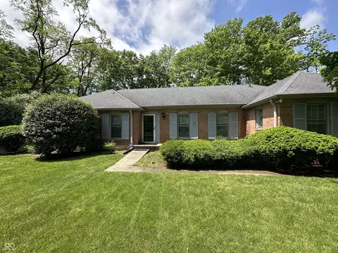 6102 Forest View Dr, Indianapolis, IN 46228