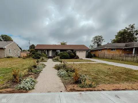 739 S Harriet St, Martinsville, IN 46151