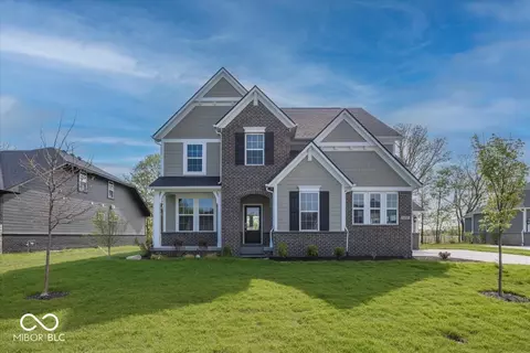 9457 Dogwood Dr, Mccordsville, IN 46055