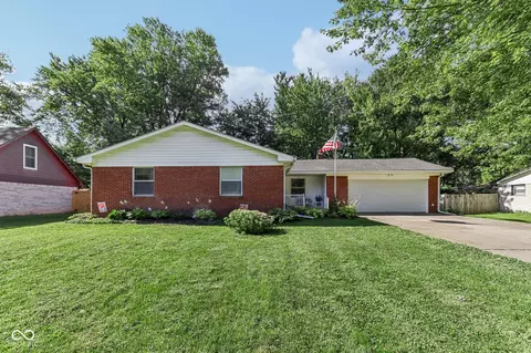 12323 Old Orchard Dr, Indianapolis, IN 46236