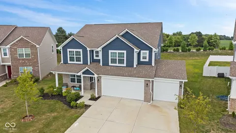 5625 Cherrywood Ln, Mccordsville, IN 46055