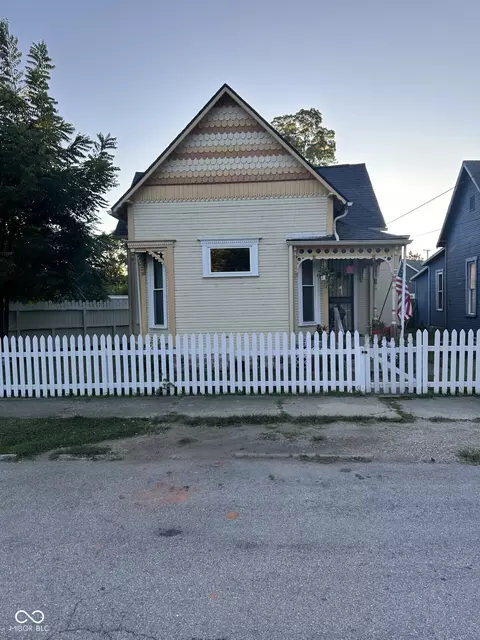 417 S Elliott St, Muncie, IN 47305