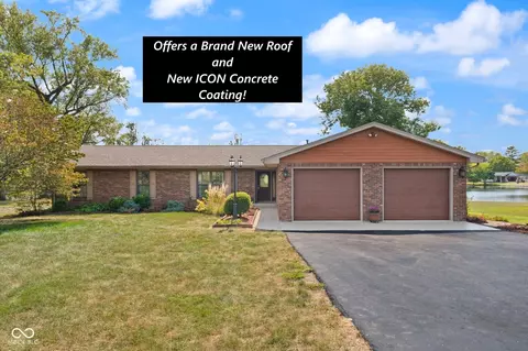 2207 W Robin Rd, Scottsburg, IN 47170