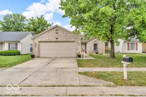 3 Ashwood Cir, Brownsburg, IN 46112