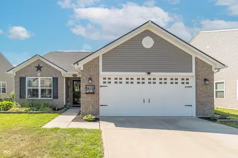 2941 W Hawanian Ln, Monrovia, IN 46157