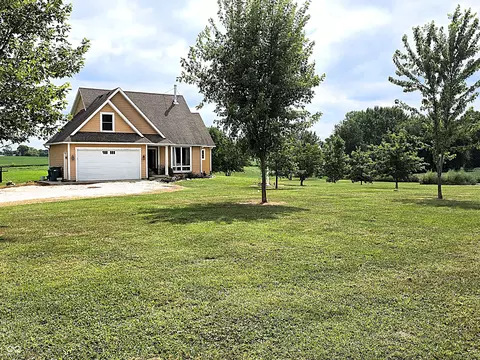 2765 S County Road 400 W, Danville, IN 46122