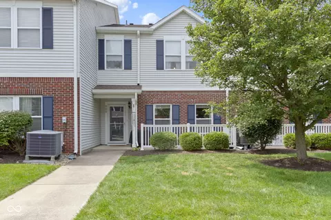 12205 Bubbling Brook Dr #900, Fishers, IN 46038