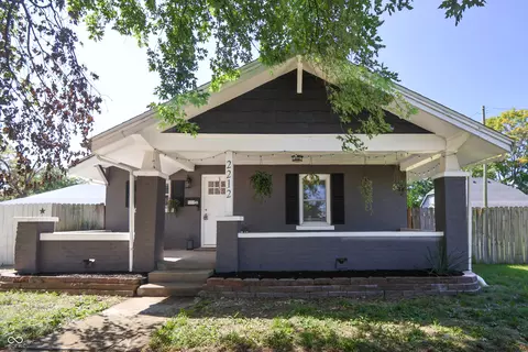 2212 N Cherry St, Columbus, IN 47201