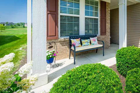 Exterior - 4917 Silverbell Dr, Plainfield, IN 46168 photo 3 of 6
