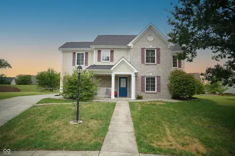 11418 Feather Rock Ct, Fishers, IN 46037