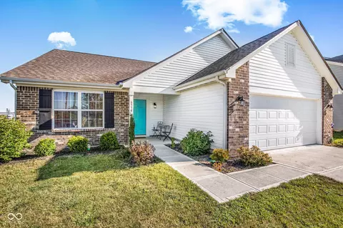 6594 W Whispering Way, Greenfield, IN 46140