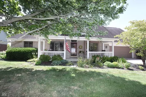 5555 Royal Troon Way, Avon, IN 46123