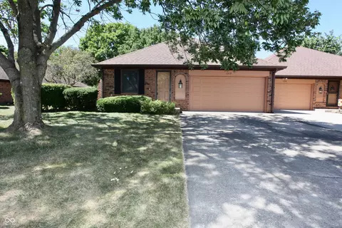 1212 Willow Springs Blvd, Brownsburg, IN 46112