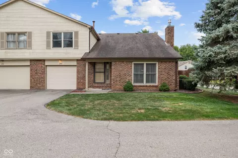 2416 N Willow Way, Indianapolis, IN 46268