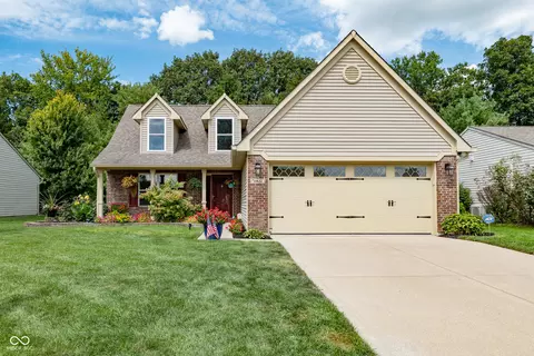 10632 Ashview Dr, Fishers, IN 46038