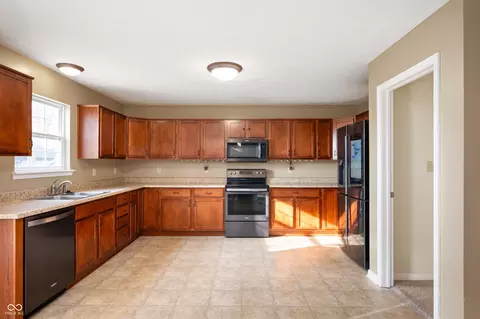 253 Elderberry Ct, Pendleton, IN 46064 photo 11