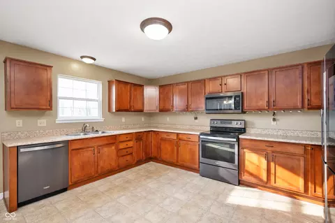 253 Elderberry Ct, Pendleton, IN 46064 photo 12