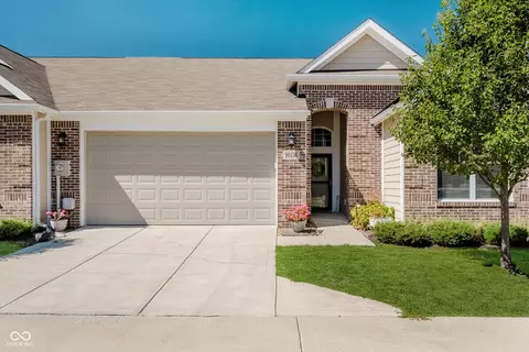 16156 Lakeville Xing, Westfield, IN 46074