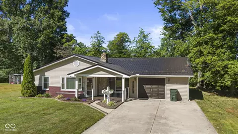 204 West St, Crothersville, IN 47229