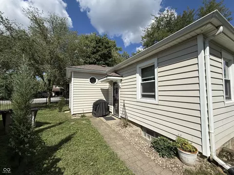 Exterior - 303 Duffey St, Plainfield, IN 46168 photo 16 of 17