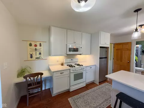 Kitchen - 303 Duffey St, Plainfield, IN 46168 photo 2 of 5