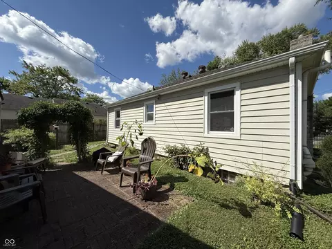 Exterior - 303 Duffey St, Plainfield, IN 46168 photo 13 of 17