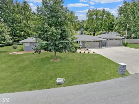 Exterior - 1206 Doud Dr, Kokomo, IN 46902 photo 3 of 11