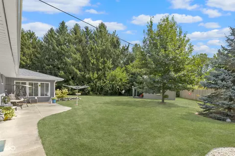 Exterior - 1206 Doud Dr, Kokomo, IN 46902 photo 2 of 11