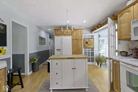 Kitchen - 1206 Doud Dr, Kokomo, IN 46902 photo 6 of 6