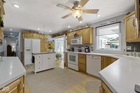 Kitchen - 1206 Doud Dr, Kokomo, IN 46902 photo 1 of 6