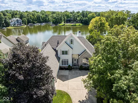11415 Sturgeon Bay Ln, Indianapolis, IN 46236