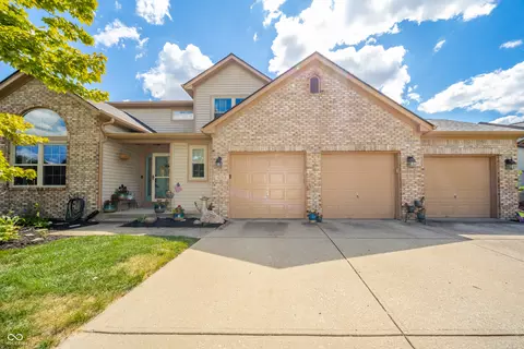 13215 Conner Knoll Pkwy, Fishers, IN 46038