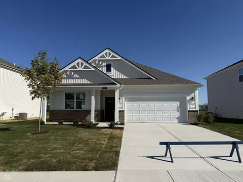2076 Quail West Dr, Danville, IN 46122