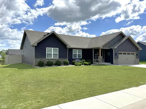 196 Crestwood Ave, Crawfordsville, IN 47933