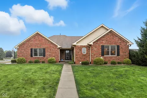 451 David Dr, Greenwood, IN 46142