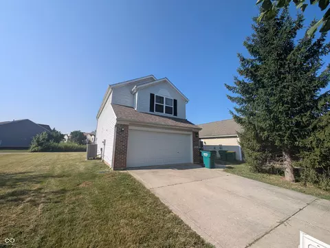 663 Vernon Pl, Westfield, IN 46074