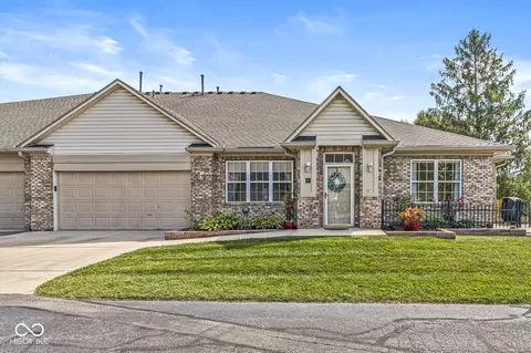 6984 Park Square Dr #B, Avon, IN 46123