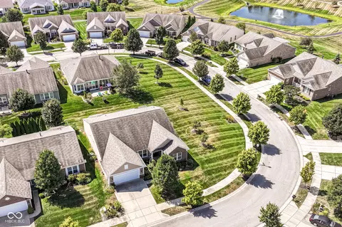 View/Area - 16159 Vintner Dr, Fishers, IN 46037 photo 1 of 7