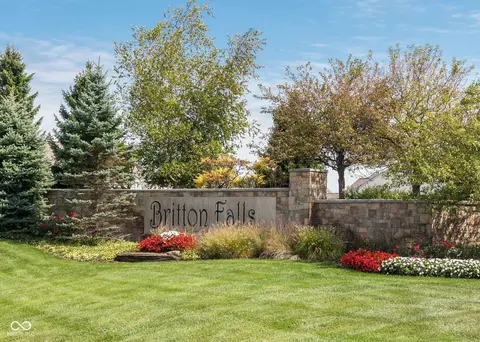View/Area - 16159 Vintner Dr, Fishers, IN 46037 photo 5 of 7