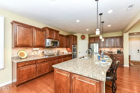 Kitchen - 16159 Vintner Dr, Fishers, IN 46037 photo 1 of 3