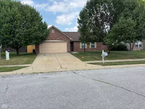 6722 Thistleridge Ct, Indianapolis, IN 46221