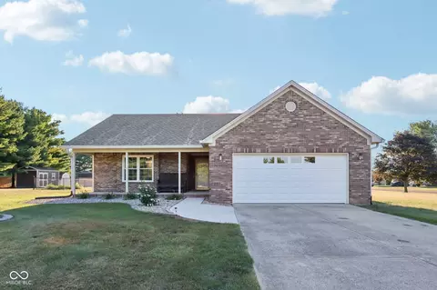 4747 N Mill Ct, Greenfield, IN 46140