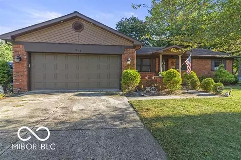 214 Locust Dr, Gas City, IN 46933