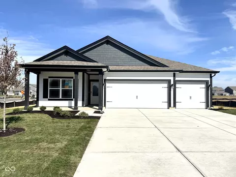 5862 Trichel Dr, Greenwood, IN 46143