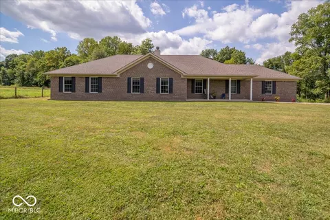 10302 S County Road 10 E, Cloverdale, IN 46120