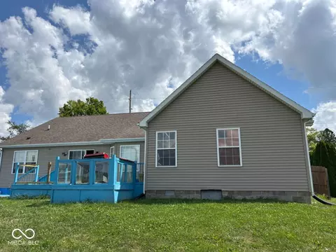 504 S Mcminn Rd, Centerville, IN 47330 photo 3